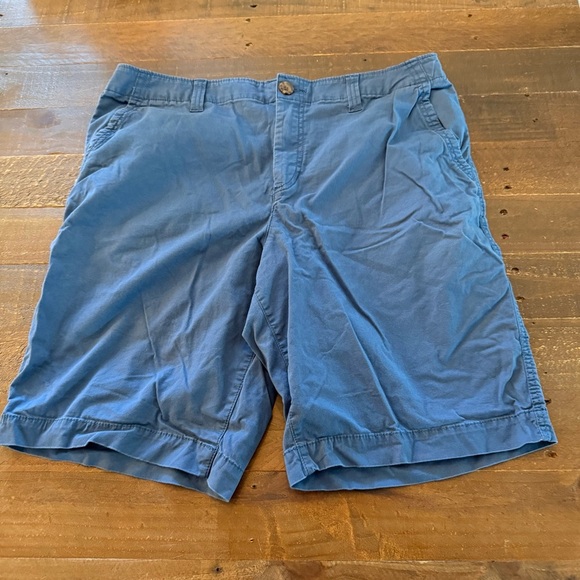 Urban Pipeline Men's Flat Front Blue Shorts - Picture 1 of 5